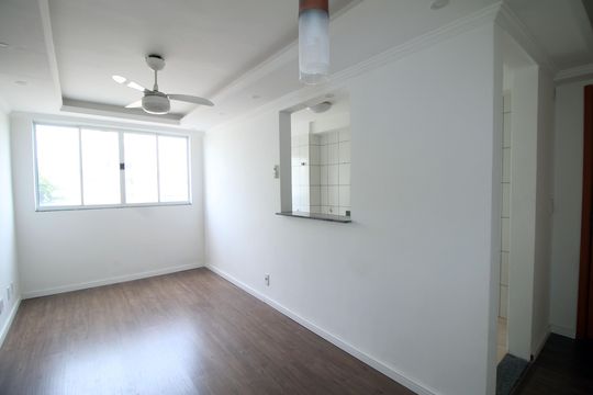 Sala de apartamento à venda com 2 quartos, 52m² em Colégio, Rio de Janeiro