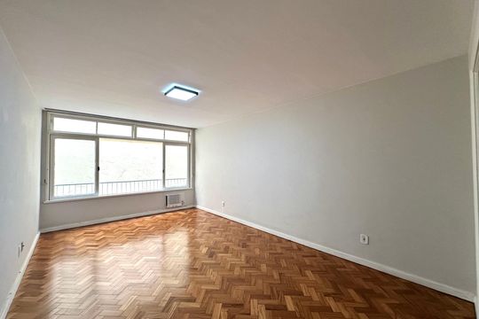 Apartamento para alugar com 3 quartos, 114m² em Leblon, Rio de Janeiro