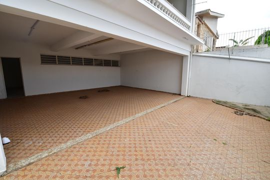 Garagem de casa para alugar com 3 quartos, 329m² em Chácara da Barra, Campinas