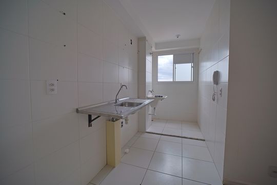 Cozinha de apartamento para alugar com 2 quartos, 48m² em Vila Penteado, São Paulo