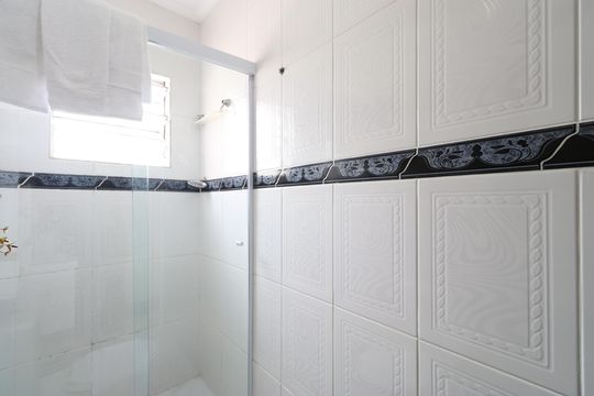 Banheiro  de apartamento para alugar com 1 quarto, 45m² em Luz, São Paulo