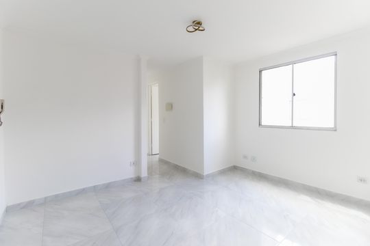 Apartamento à venda com 2 quartos, 42m² em Vila Nova Curuca, São Paulo