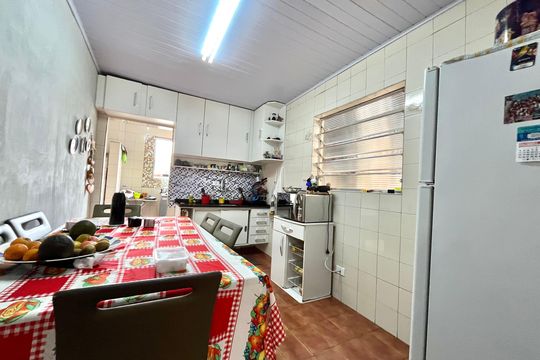 Cozinha de casa à venda com 3 quartos, 100m² em Vila Babilonia, São Paulo
