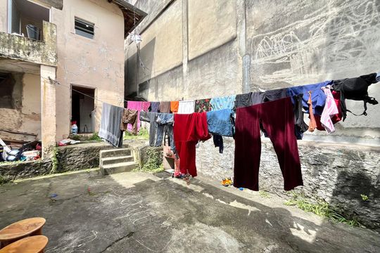 Quintal de casa à venda com 3 quartos, 100m² em Vila Babilonia, São Paulo
