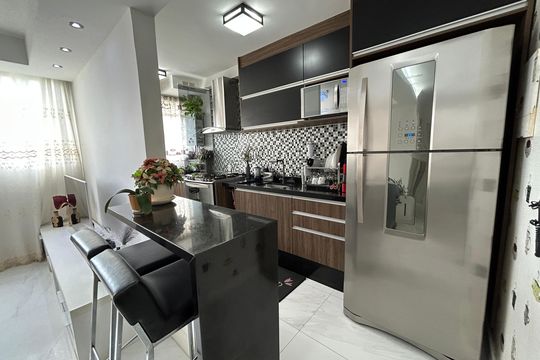 Cozinha de apartamento à venda com 2 quartos, 135m² em Jardim Sulacap, Rio de Janeiro