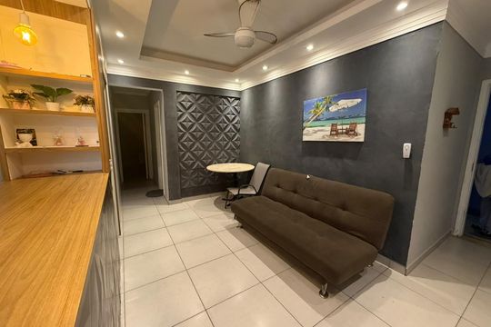 Sala de apartamento para alugar com 2 quartos, 97m² em Canto do Forte, Praia Grande