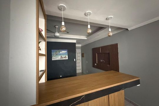 Sala de apartamento para alugar com 2 quartos, 97m² em Canto do Forte, Praia Grande