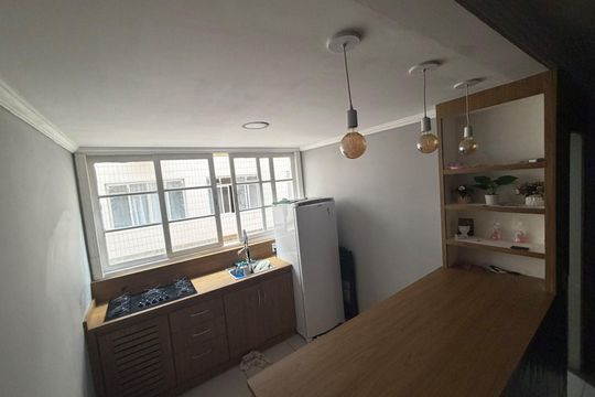 Cozinha de apartamento para alugar com 2 quartos, 97m² em Canto do Forte, Praia Grande