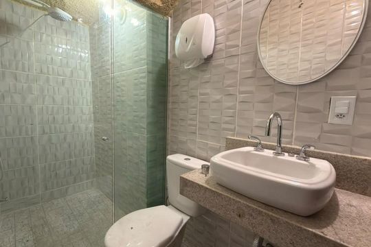 Banheiro de casa para alugar com 2 quartos, 85m² em Sapucaias III, Contagem
