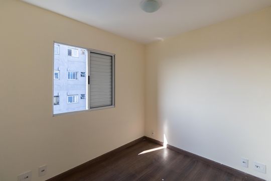 Suíte de apartamento para alugar com 3 quartos, 65m² em Vila Curuçá Velha, São Paulo