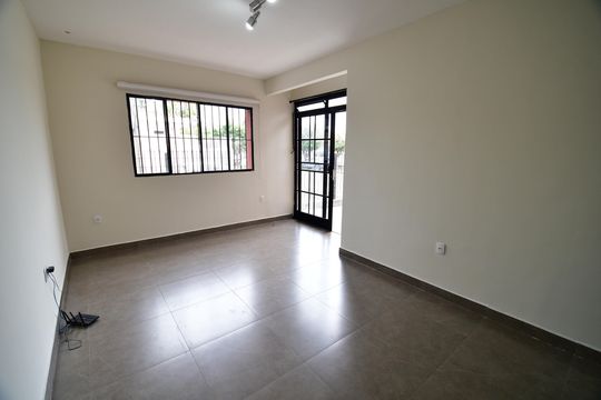 Sala de casa para alugar com 2 quartos, 90m² em Jardim Nossa Senhora Auxiliadora, Campinas