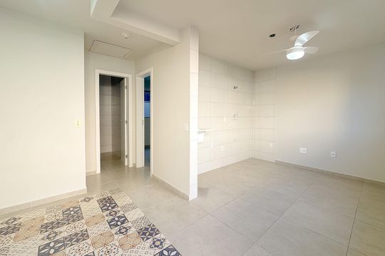 Apartamento para alugar com 1 quarto, 30m² em São João do Rio Vermelho, Florianópolis