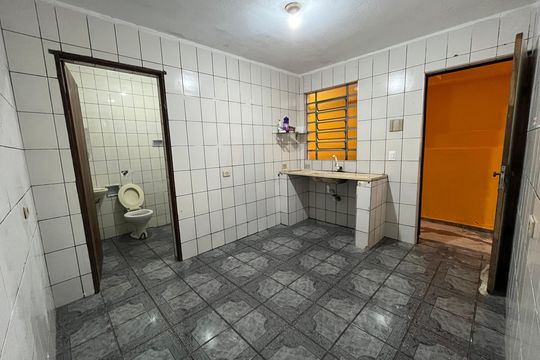 Sala e Cozinha de casa para alugar com 1 quarto, 30m² em Jaraguá, São Paulo