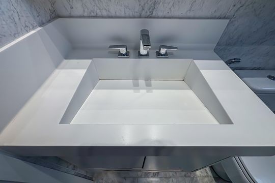 Banheiro Suíte de apartamento para alugar com 2 quartos, 121m² em Pinheiros, São Paulo