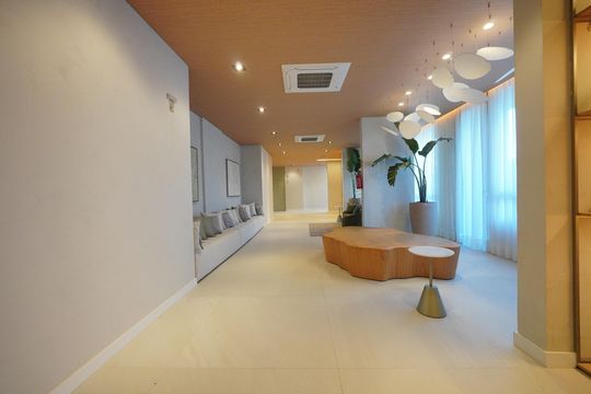 Hall de entrada de apartamento à venda com 2 quartos, 75m² em Jardim da Gloria, São Paulo