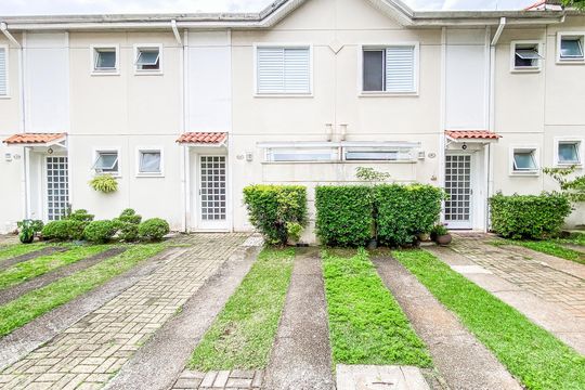 Garagem de casa de condomínio para alugar com 3 quartos, 100m² em Cangaiba, São Paulo