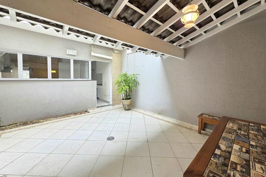 Quintal de casa à venda com 3 quartos, 193m² em Jardim Bela Vista, Santo André