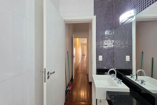 Banheiro da Suíte 3 de casa à venda com 3 quartos, 193m² em Jardim Bela Vista, Santo André