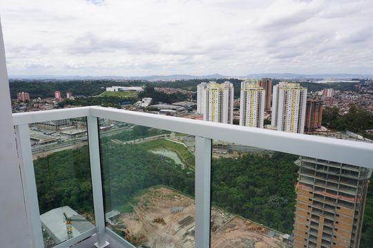 Apartamento para alugar com 3 quartos, 125m² em Jardim Santa Barbara, Embu das Artes
