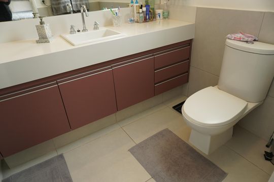 Banheiro da Suíte  de casa de condomínio à venda com 3 quartos, 160m² em Residencial Dois (tambore), Santana de Parnaíba