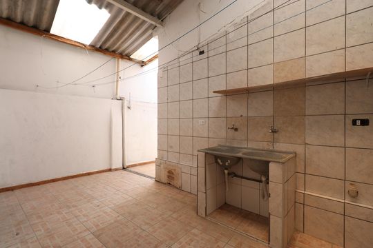 Área de Serviço de casa para alugar com 2 quartos, 100m² em Lapa de Baixo, São Paulo