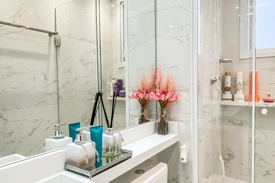 Banheiro  de apartamento à venda com 2 quartos, 43m² em Vila Penteado, São Paulo