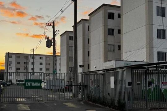 Fachada de apartamento à venda com 2 quartos, 40m² em Estância Velha, Canoas