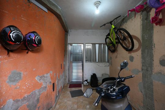 Garagem de casa à venda com 2 quartos, 56m² em Casa Grande, Diadema
