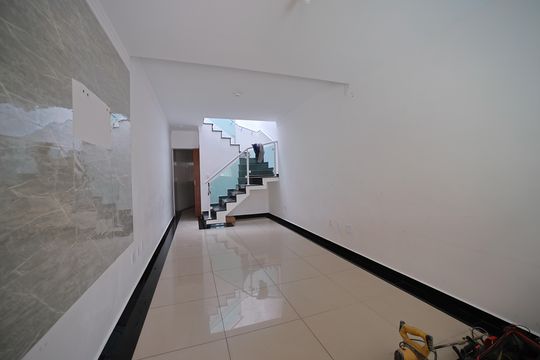 Sala de casa à venda com 3 quartos, 120m² em Vila Lais, São Paulo