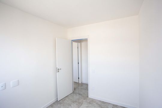 Quarto 2 de apartamento para alugar com 2 quartos, 41m² em Jardim Canhema, Diadema
