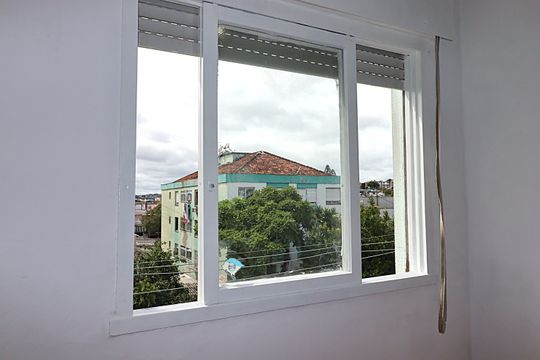 Janela da Sala de apartamento à venda com 2 quartos, 70m² em Jardim Dona Leopoldina, Porto Alegre