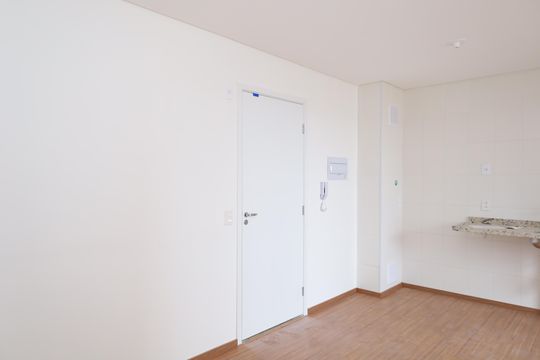Sala de apartamento à venda com 2 quartos, 39m² em Itaquera, São Paulo