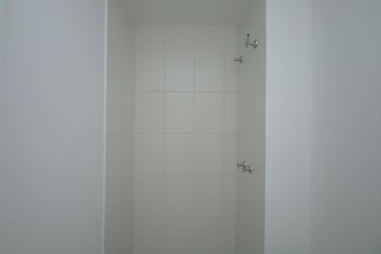 Banheiro de apartamento à venda com 2 quartos, 39m² em Itaquera, São Paulo