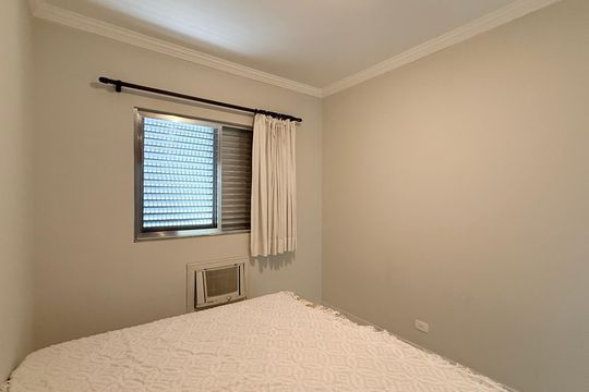 Quarto de apartamento para alugar com 3 quartos, 100m² em Jardim Ana Maria, Guarujá