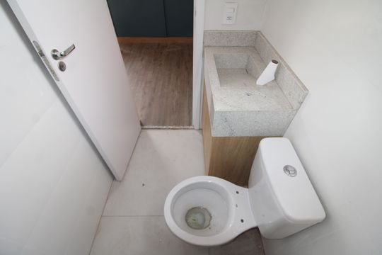 Banheiro de apartamento para alugar com 1 quarto, 26m² em Tucuruvi, São Paulo