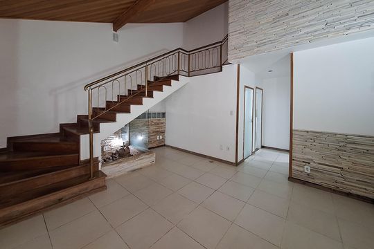 Casa para alugar com 3 quartos, 130m² em Piratininga, Niterói