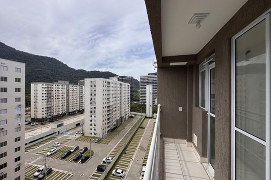 Varanda de apartamento para alugar com 2 quartos, 51m² em Barra Olímpica, Rio de Janeiro