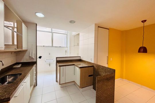 Apartamento à venda com 3 quartos, 133m² em Copacabana, Rio de Janeiro