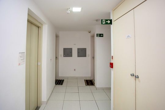 Hall de entrada de apartamento para alugar com 2 quartos, 68m² em Centro, Diadema