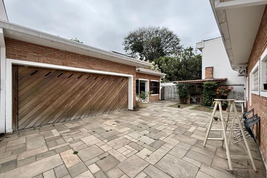 Garagem de casa para alugar com 3 quartos, 500m² em Brooklin, São Paulo