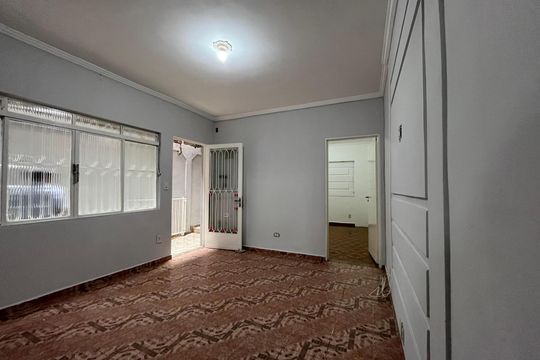 Sala de casa para alugar com 1 quarto, 65m² em Parque Maria Domitila, São Paulo
