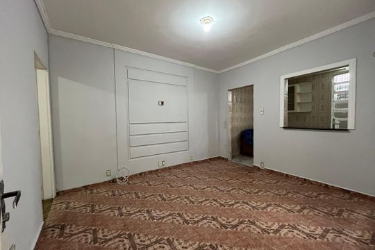 Casa para alugar com 1 quarto, 65m² em Parque Maria Domitila, São Paulo