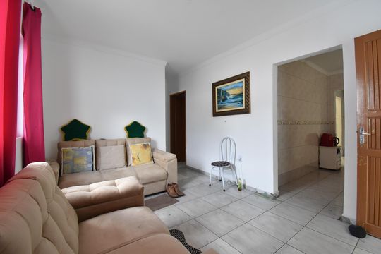 Casa à venda com 4 quartos, 191m² em Sítio Cercado, Curitiba