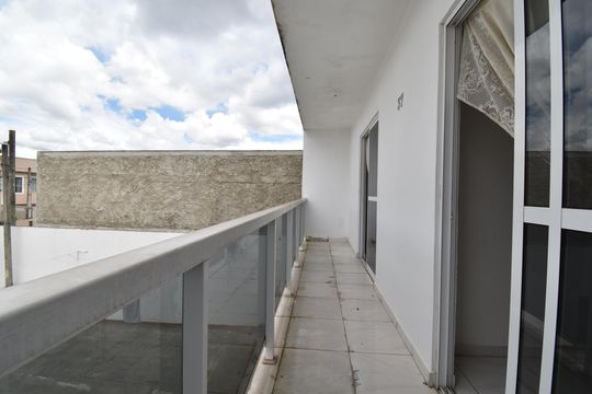 Varanda da Suíte de casa à venda com 4 quartos, 191m² em Sítio Cercado, Curitiba