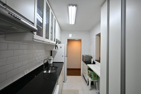 Cozinha de apartamento à venda com 3 quartos, 76m² em Jardim Caboré, São Paulo