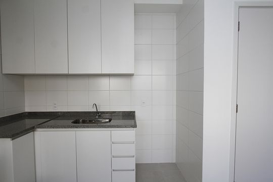 Cozinha de apartamento para alugar com 2 quartos, 56m² em Palmeiras, Belo Horizonte