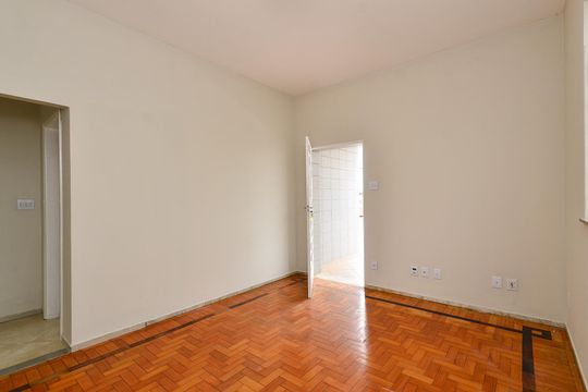 Sala de casa para alugar com 3 quartos, 360m² em União, Belo Horizonte