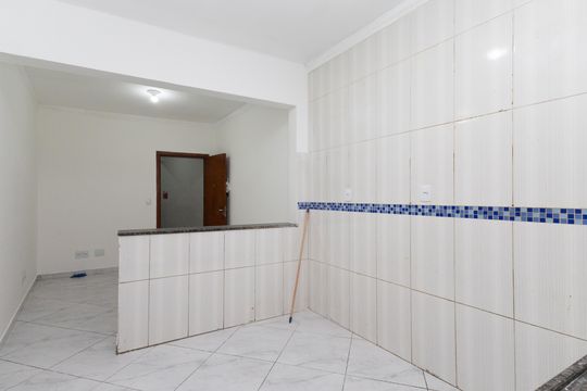 Cozinha  de apartamento para alugar com 2 quartos, 42m² em Jardim Japao, São Paulo
