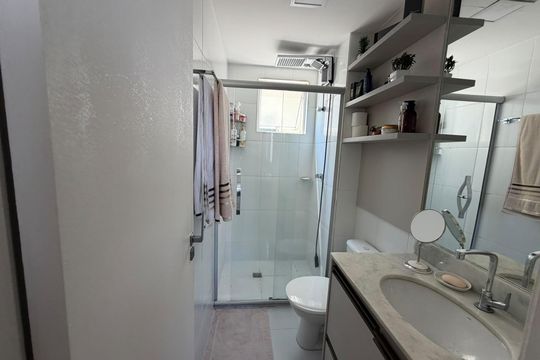 Suíte - Banheiro  de apartamento à venda com 3 quartos, 72m² em Paquetá, Belo Horizonte
