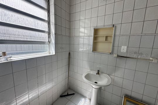 Banheiro de apartamento para alugar com 2 quartos, 89m² em Itararé, São Vicente